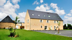 Grande maison accueillante à Saint-Épain avec salle de réception